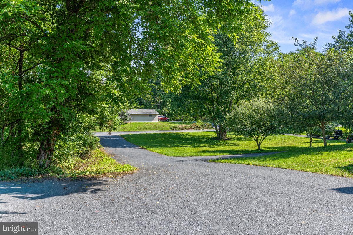 4317 Winthrop Drive photo 7