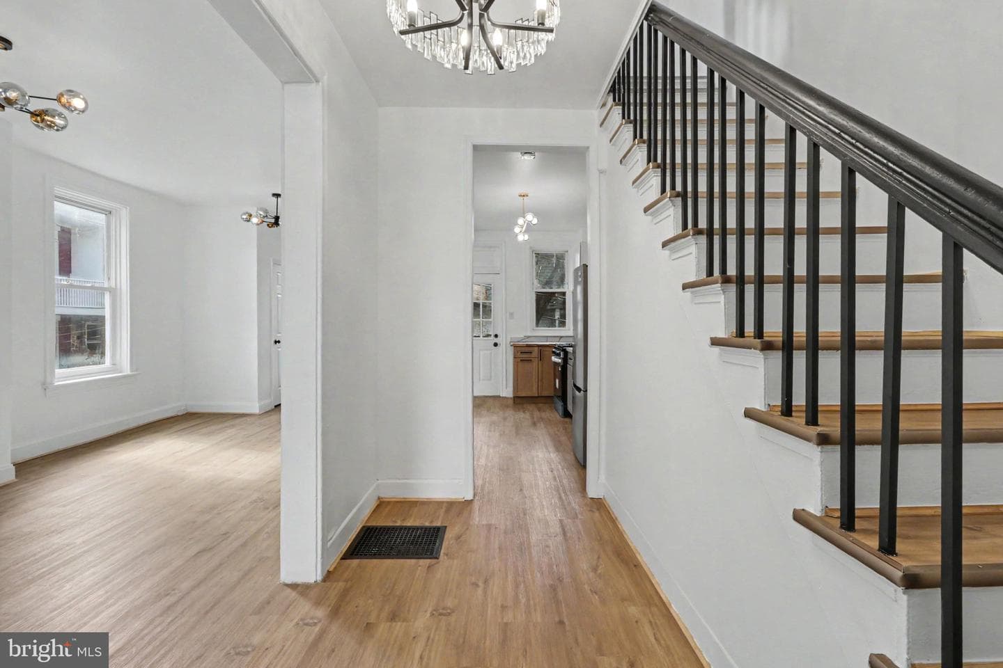 1712 Elm Street photo 4