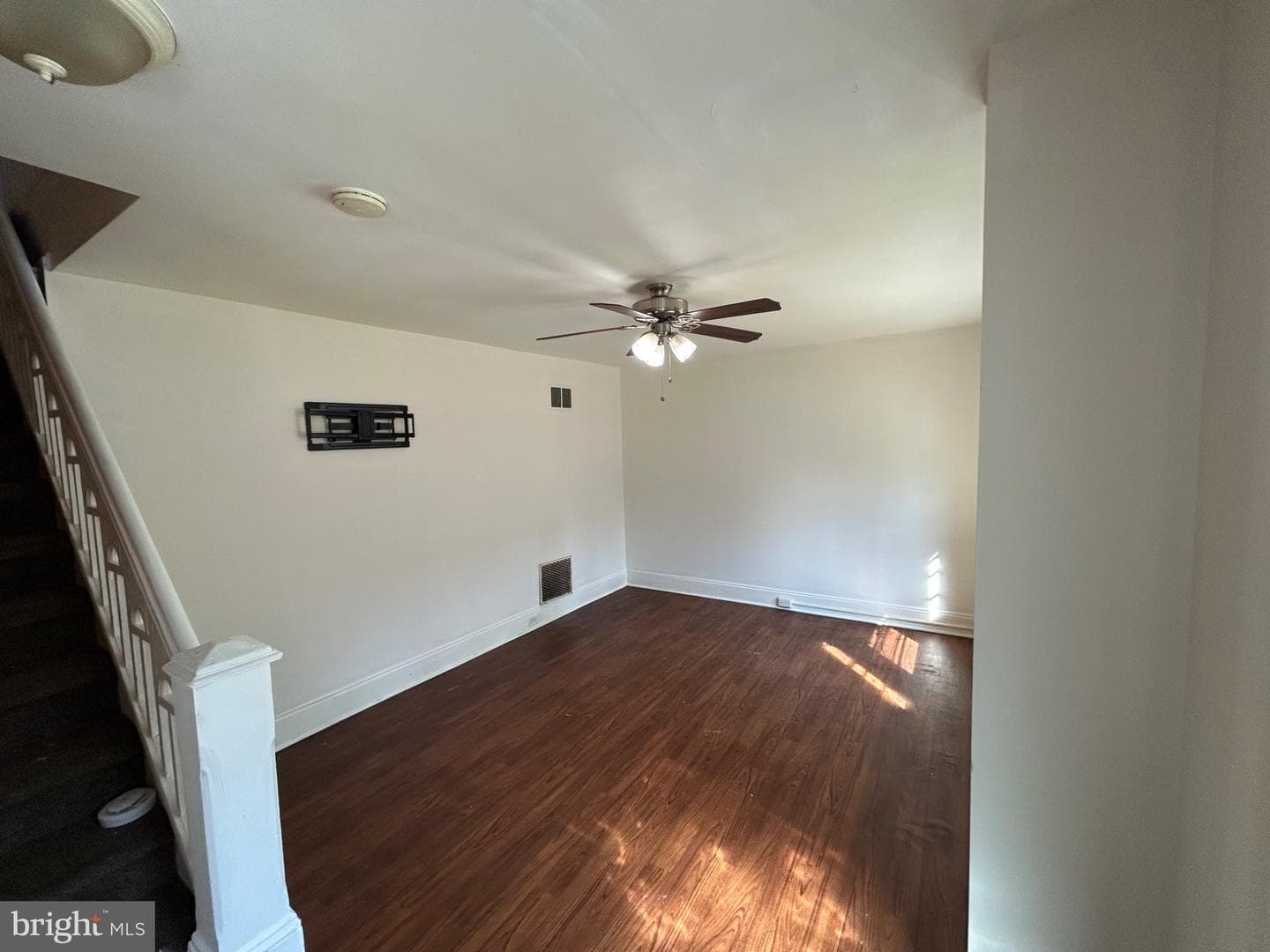 1502 Allison Street photo 3