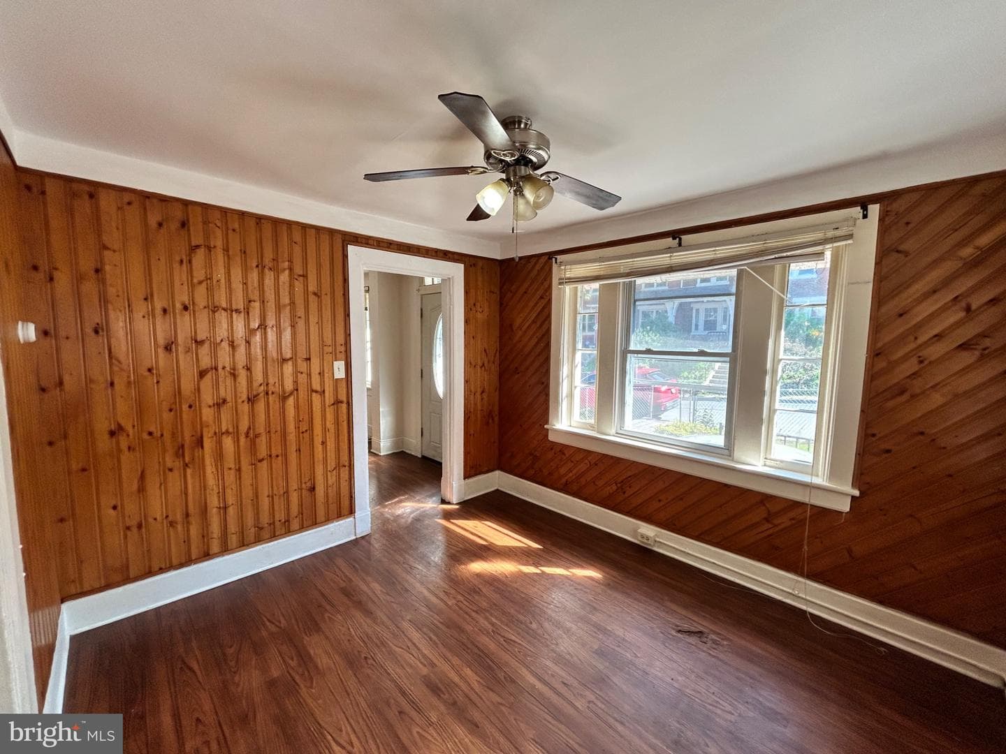 1502 Allison Street photo 6