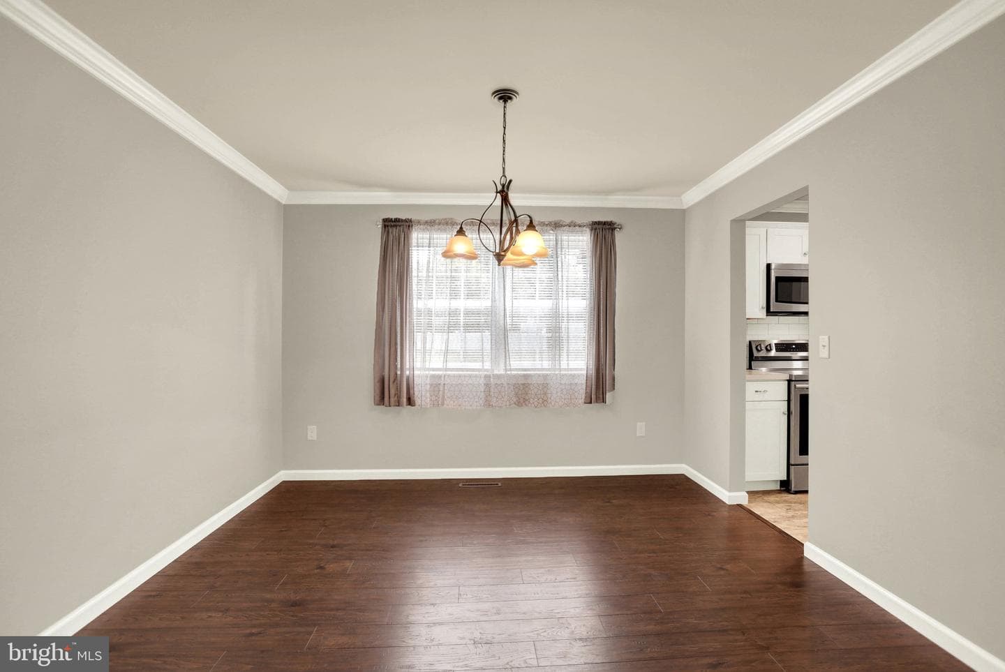 609 Lancaster Avenue photo 19
