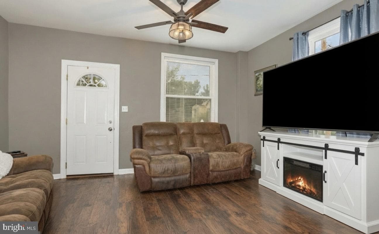 2128 Boas Street photo 40