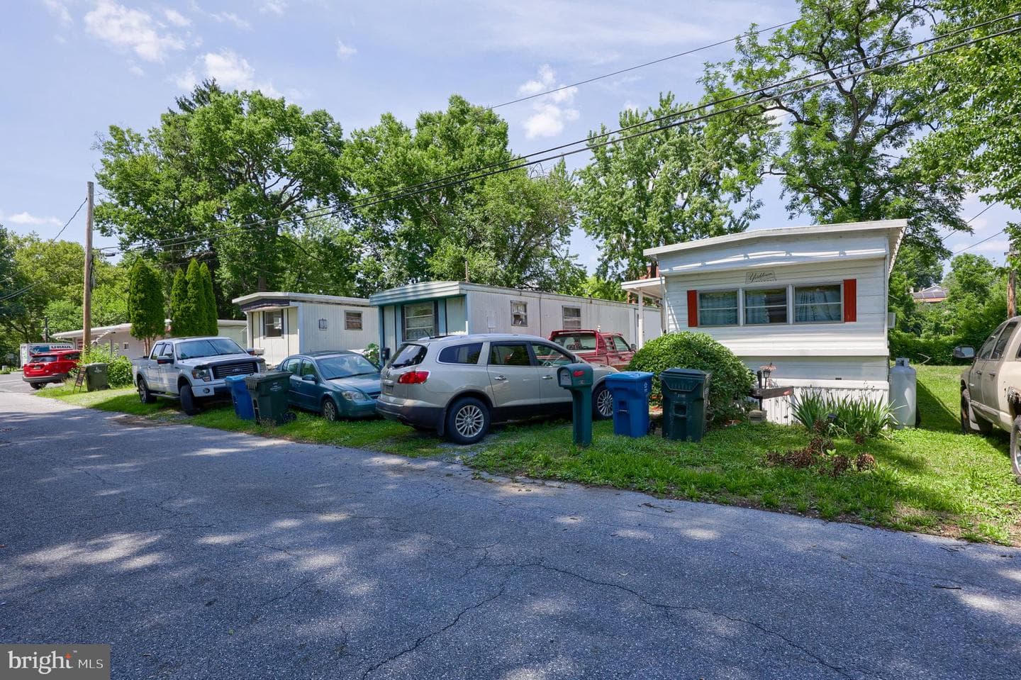 410 Willow Street photo 1