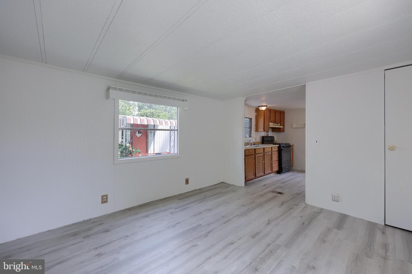 410 Willow Street photo 13