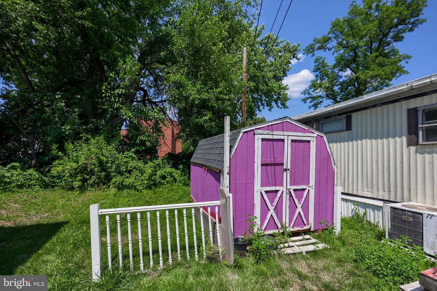 410 Willow Street photo 19