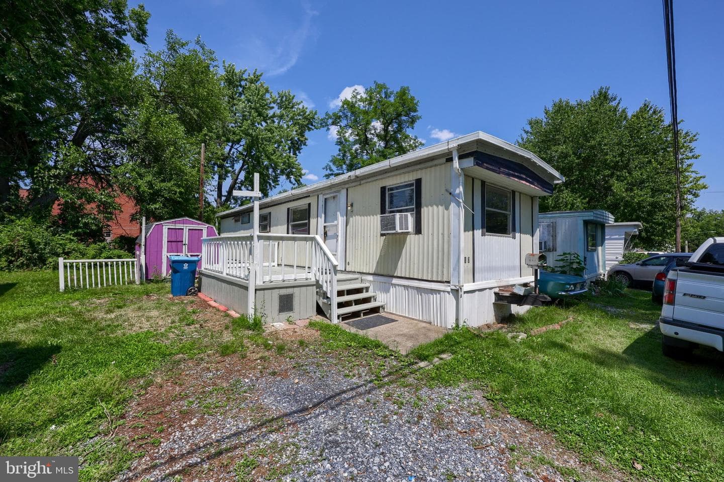 410 Willow Street photo 2