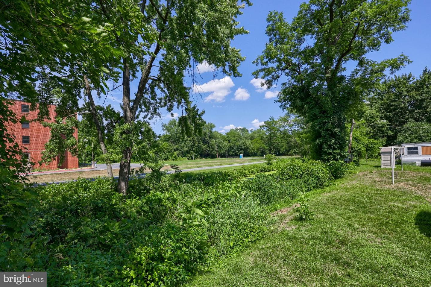 410 Willow Street photo 21