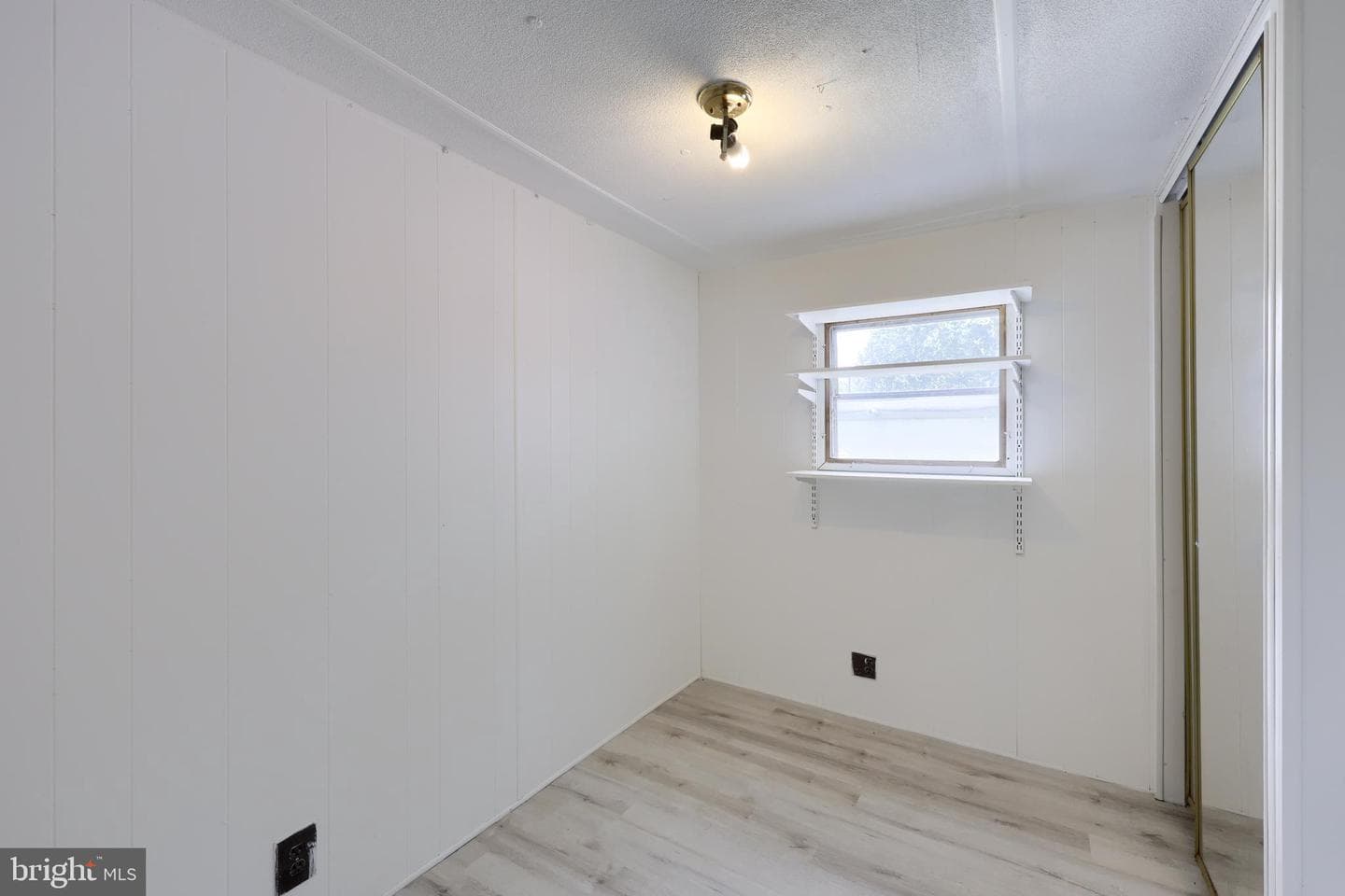 410 Willow Street photo 6