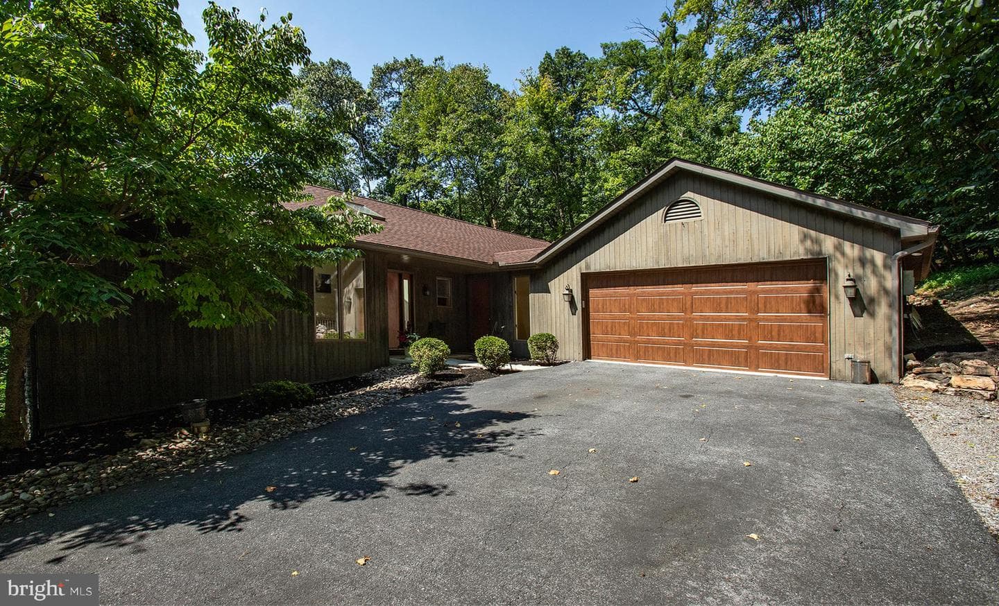 4728 Great Oak Lane photo 1