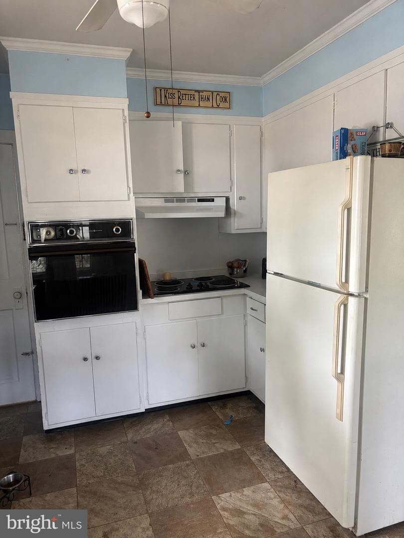 54 Wharton Avenue photo 3