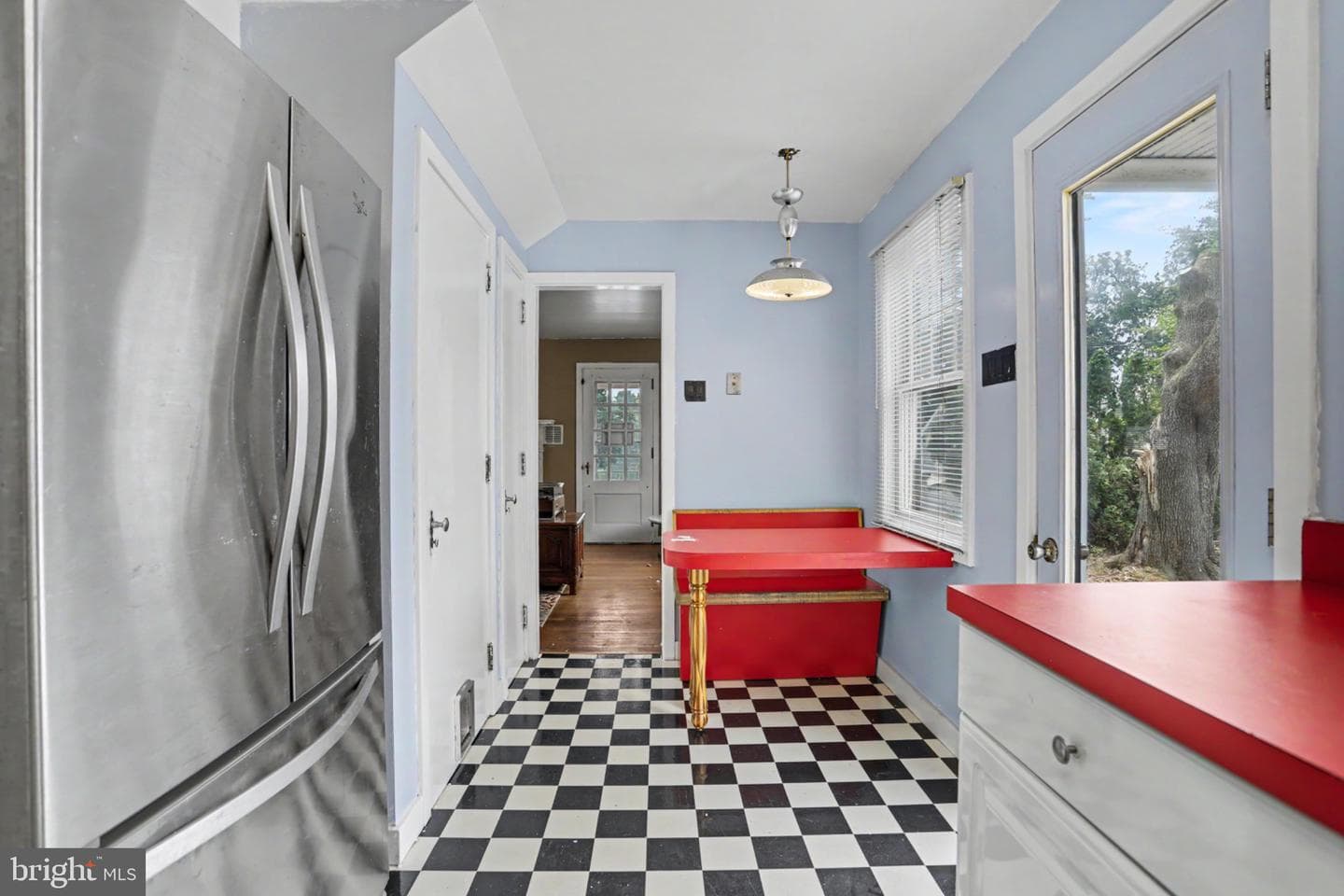 317 Fox Street photo 14