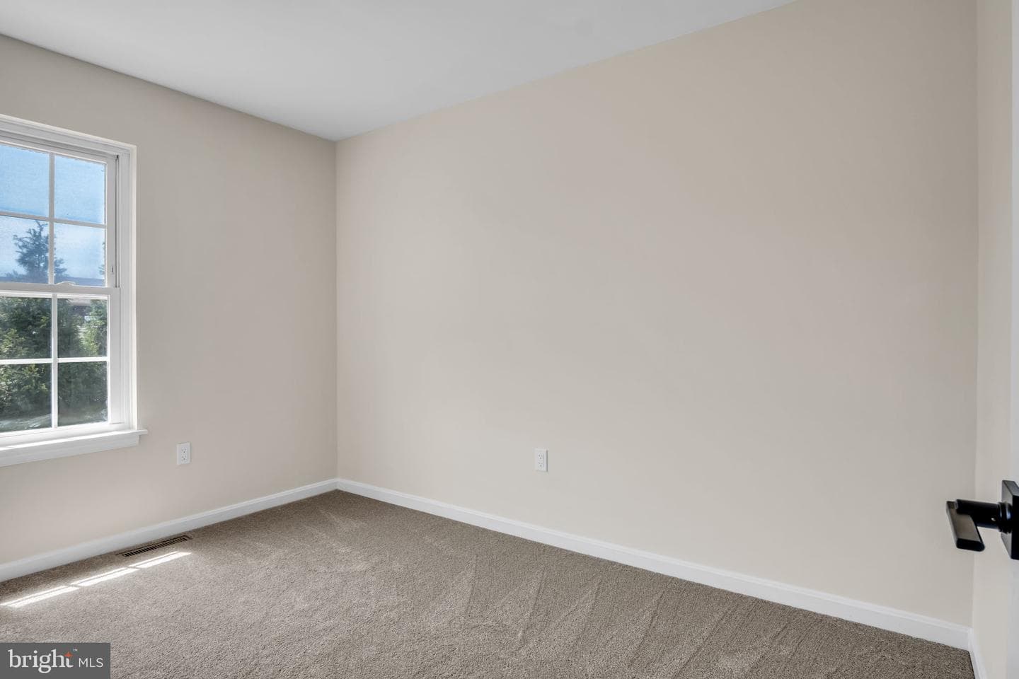 6129 Spring Knoll Drive photo 31