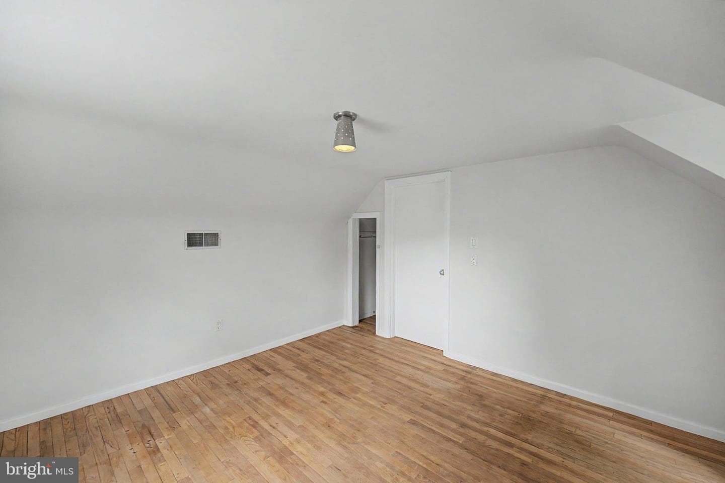 312 N 39th Street photo 23