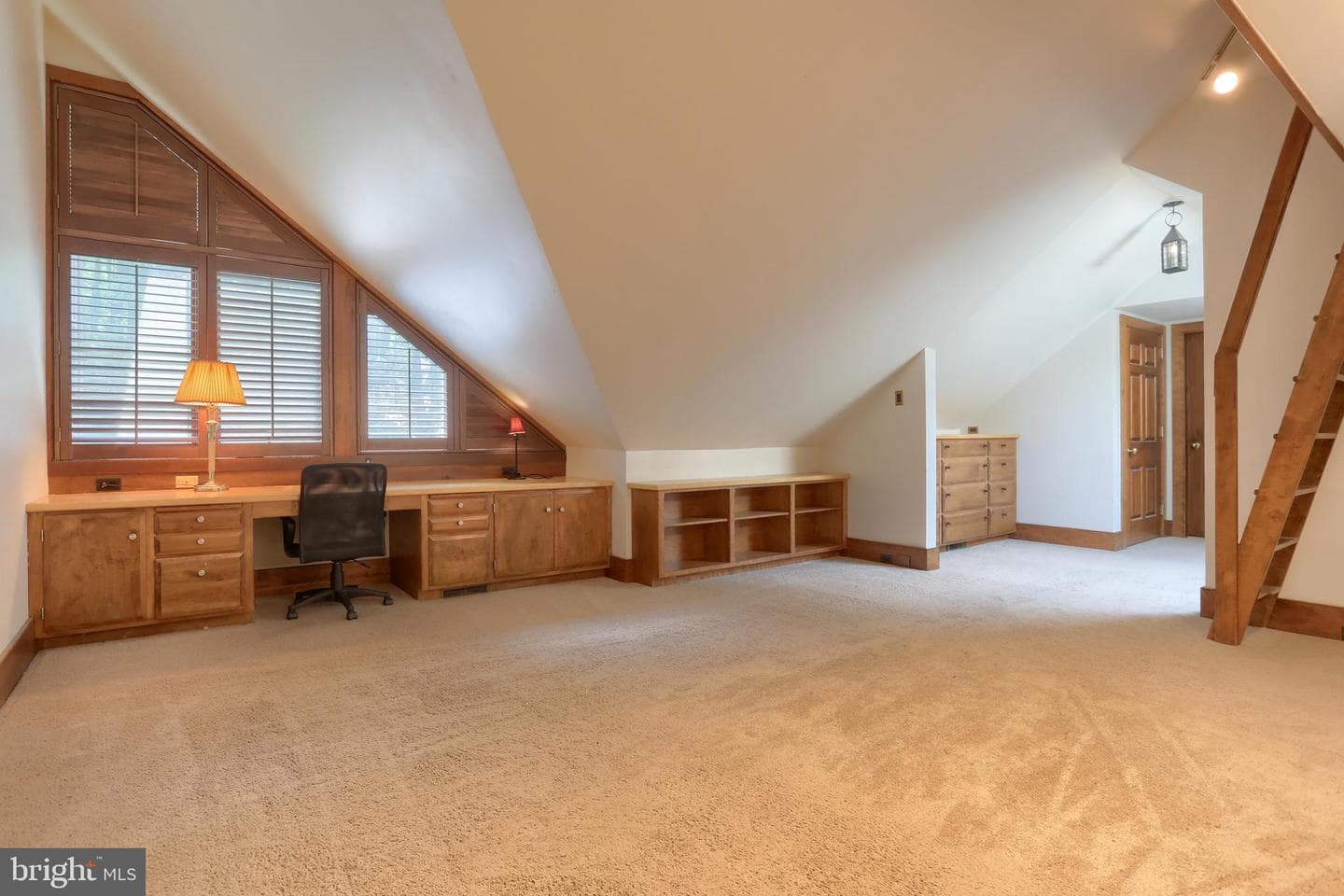 51 Hill Manor Drive photo 34