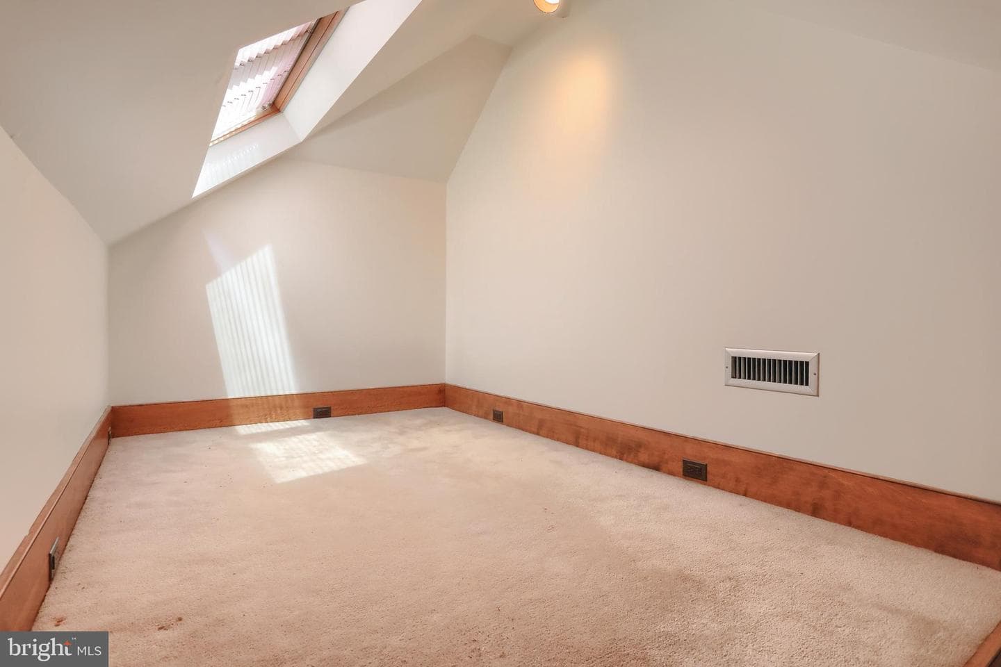 51 Hill Manor Drive photo 36