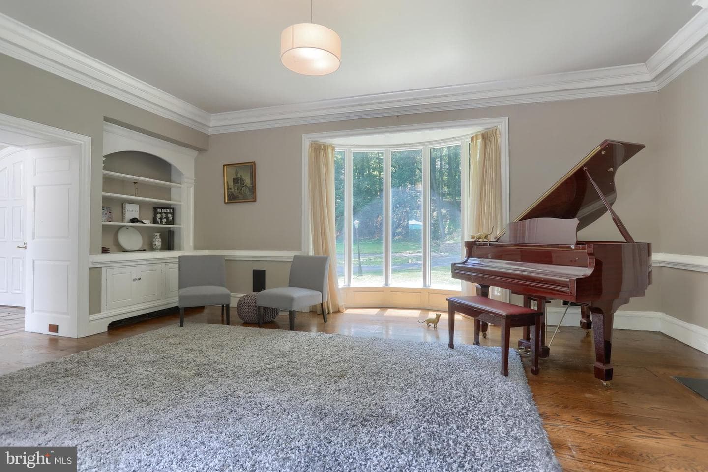 51 Hill Manor Drive photo 6