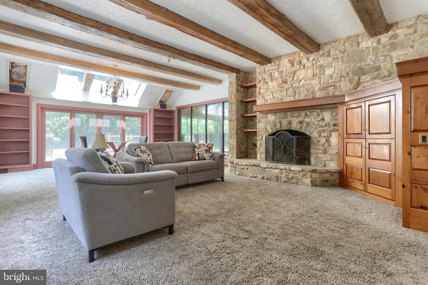 51 Hill Manor Drive photo 9