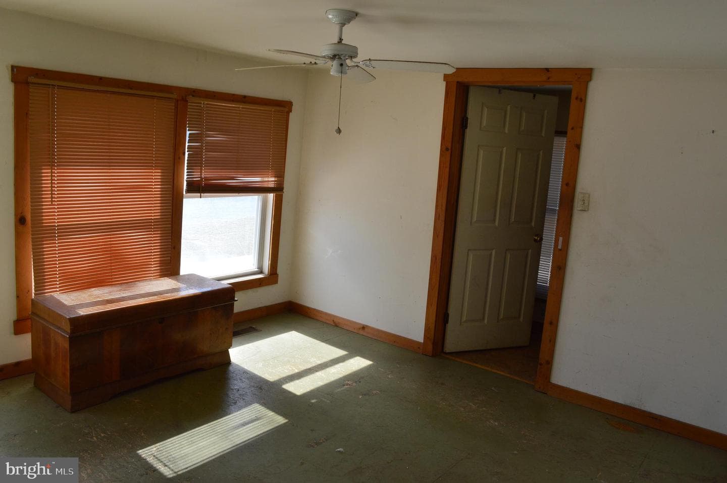 420 River Road photo 28