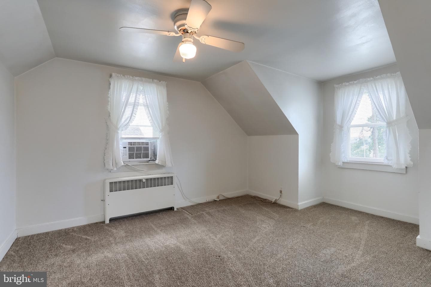 108 Ulrich Street photo 25
