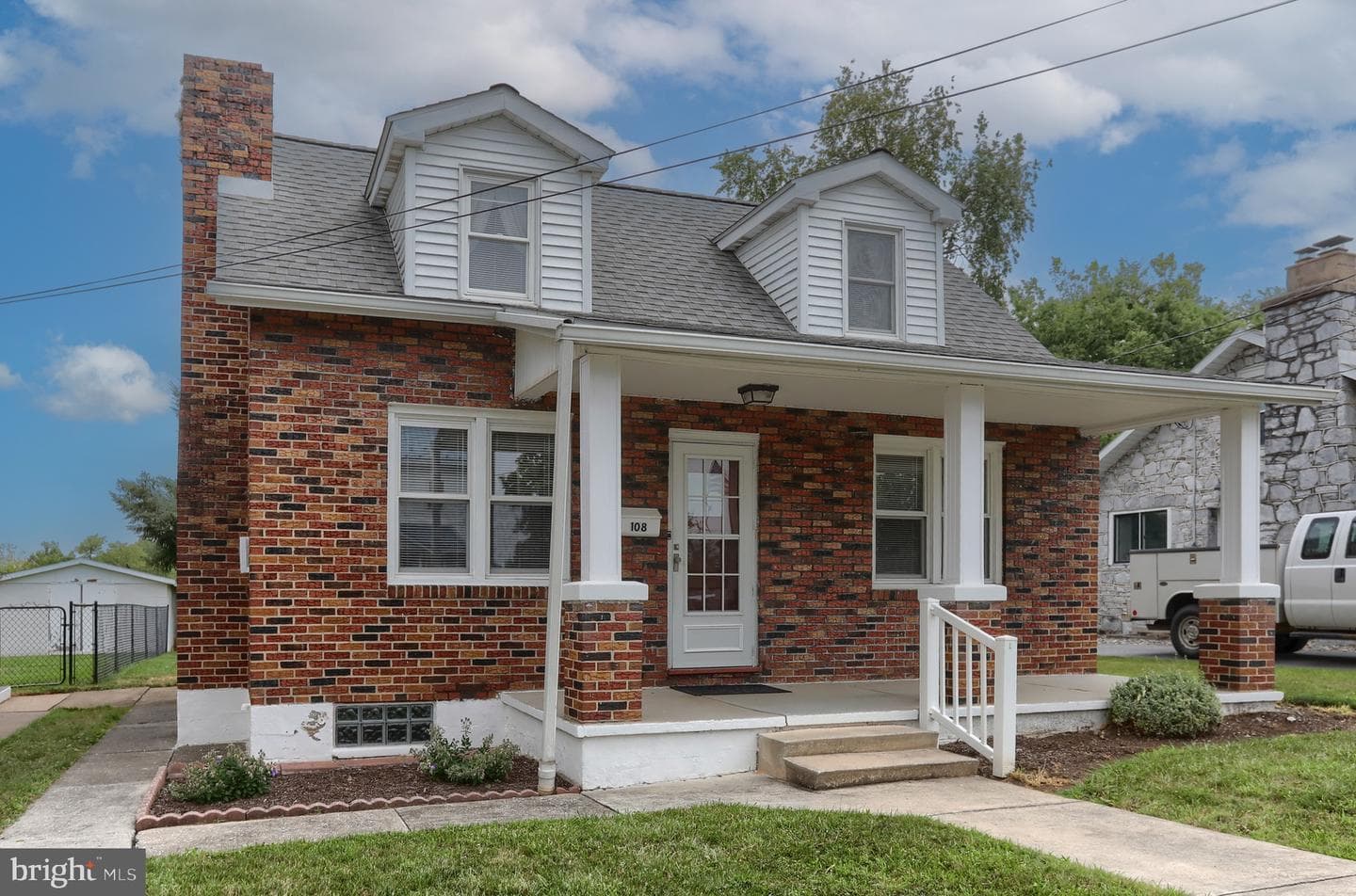 108 Ulrich Street photo 5