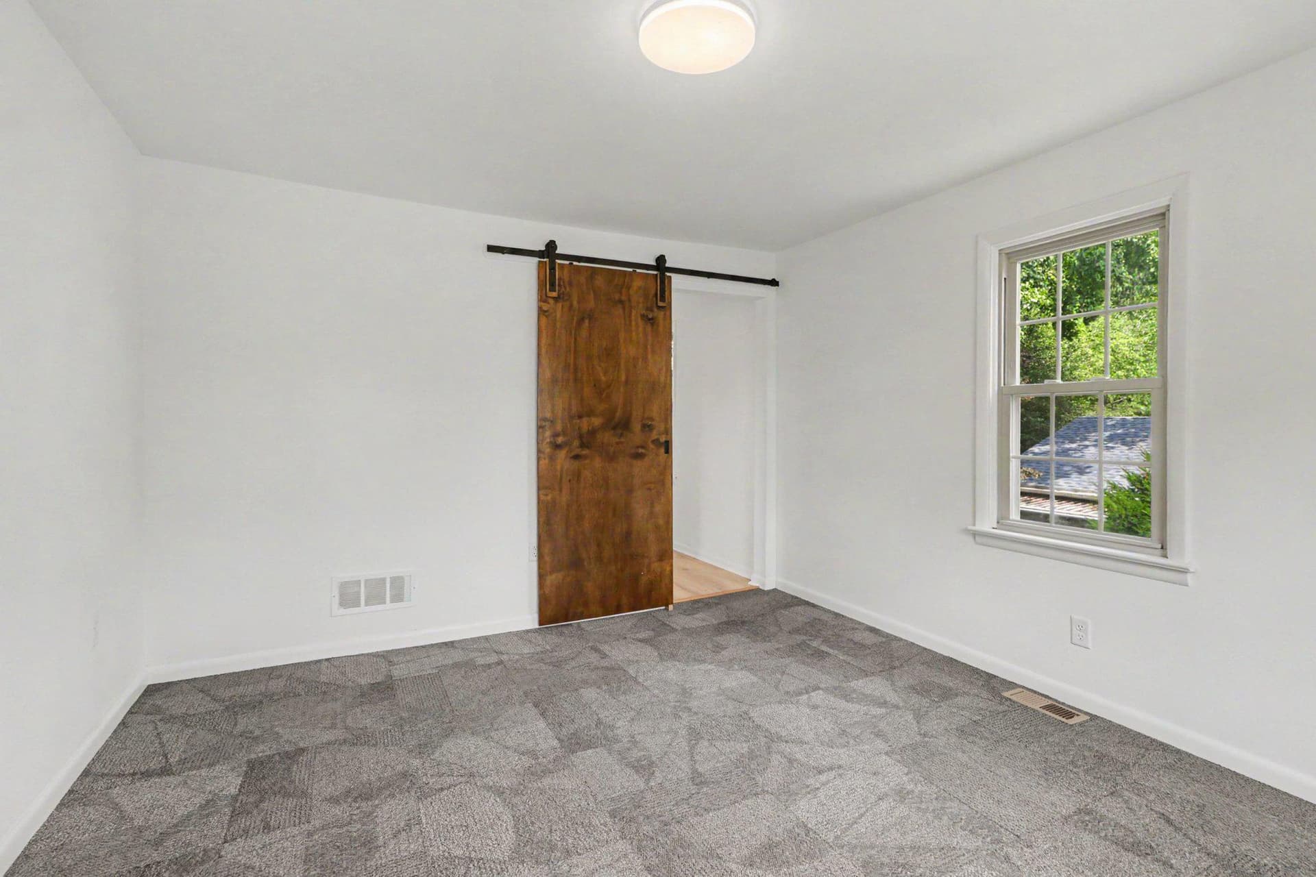 3614 Cloverfield Road photo 16
