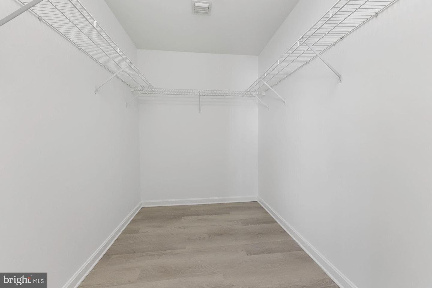 4545 Deer Path Road photo 14