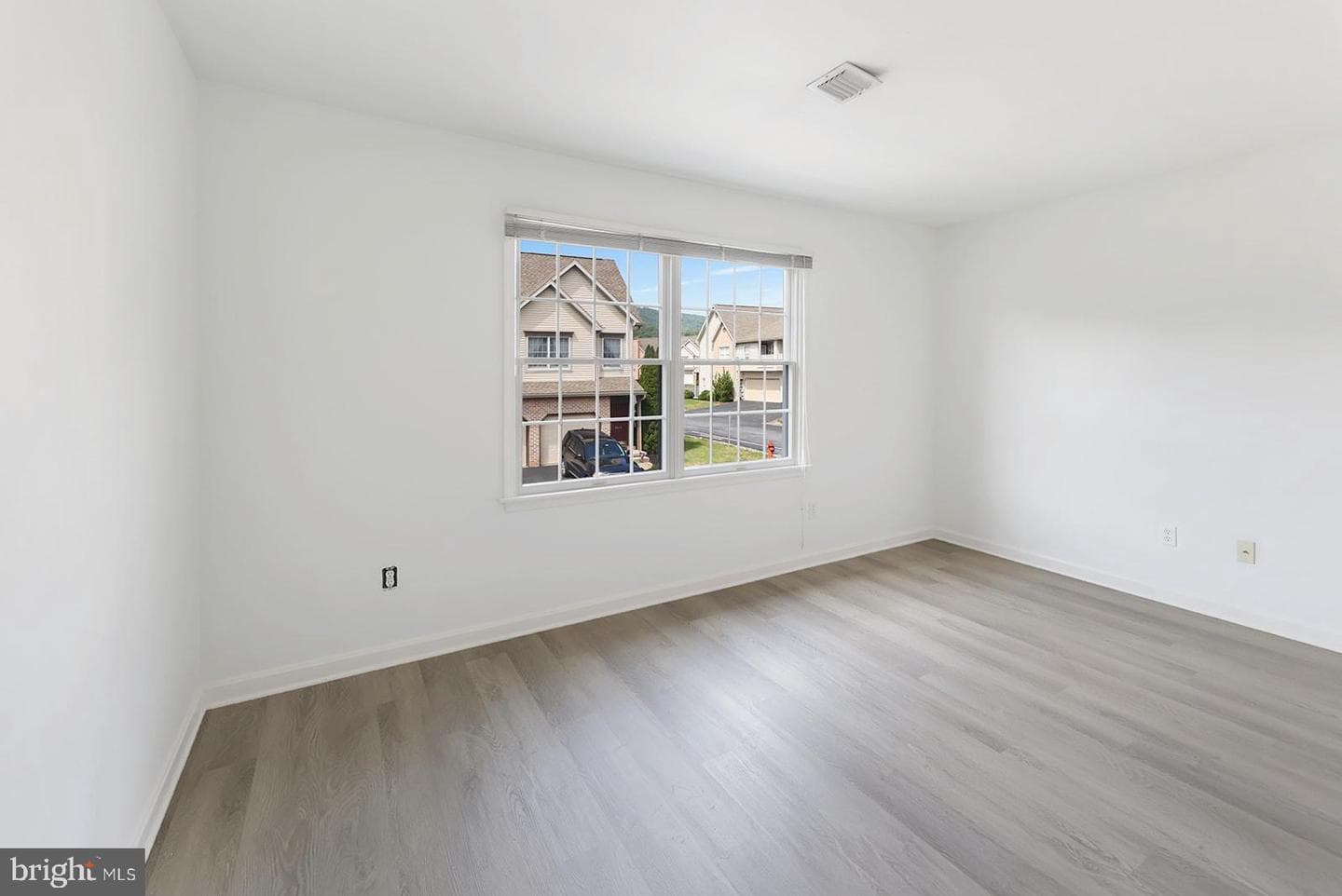 4545 Deer Path Road photo 19