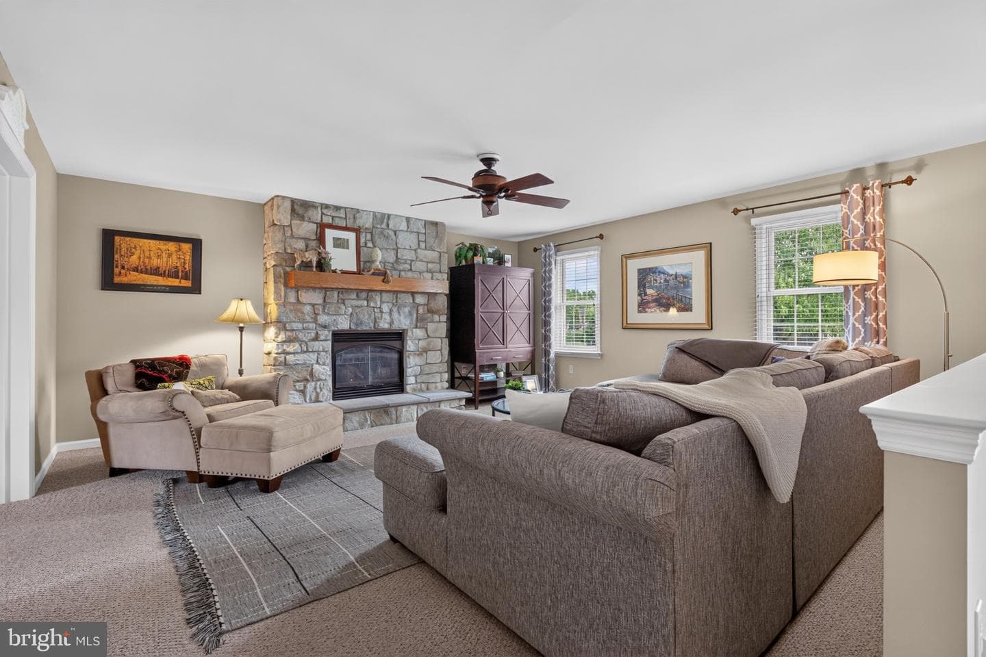 7668 Aynlee Way photo 4