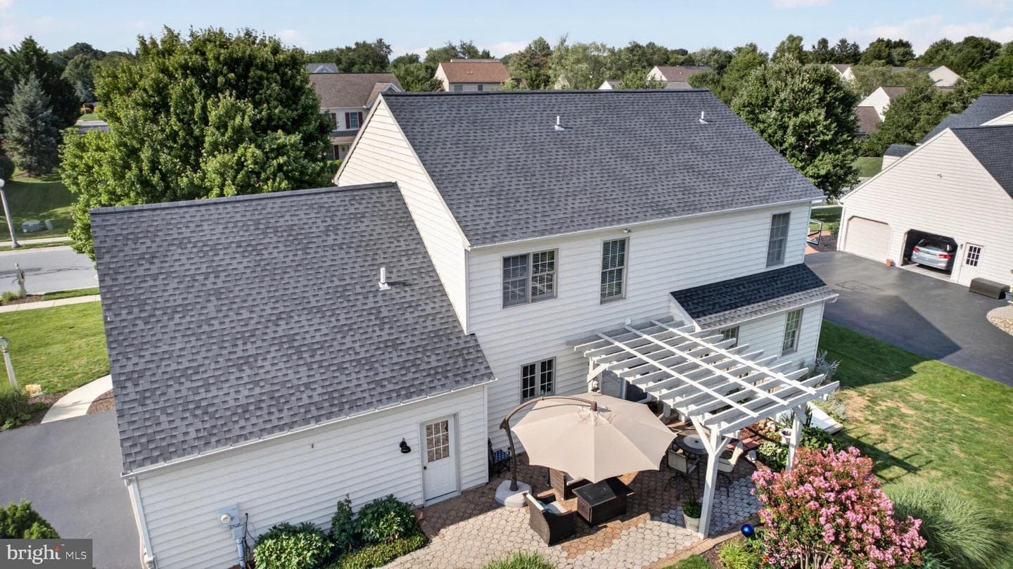 7668 Aynlee Way photo 45