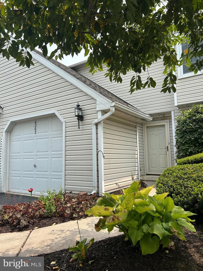 6262 Spring Knoll Drive, Harrisburg