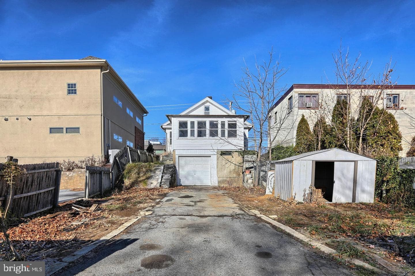 1126 E Chocolate Avenue photo 3
