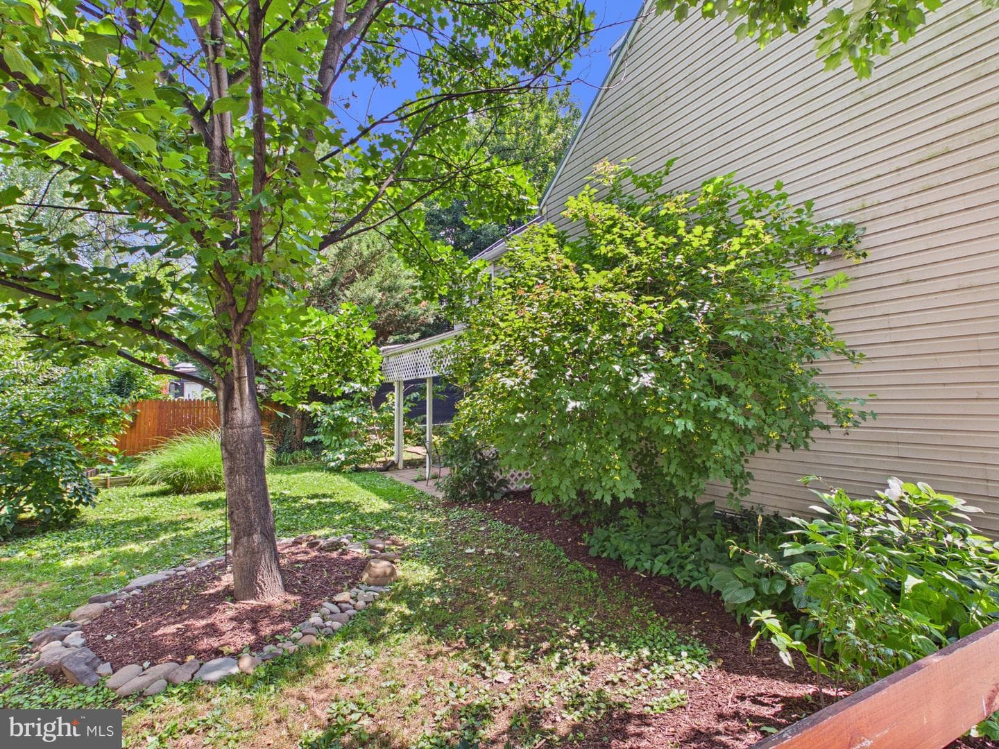 1319 N 2nd Street photo 5