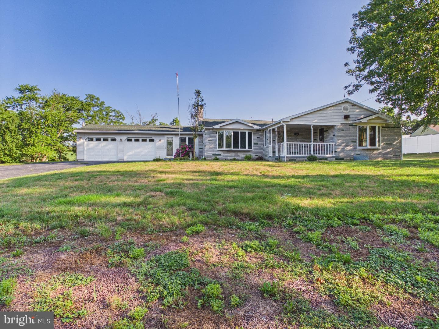 8664 Jonestown Road, Grantville