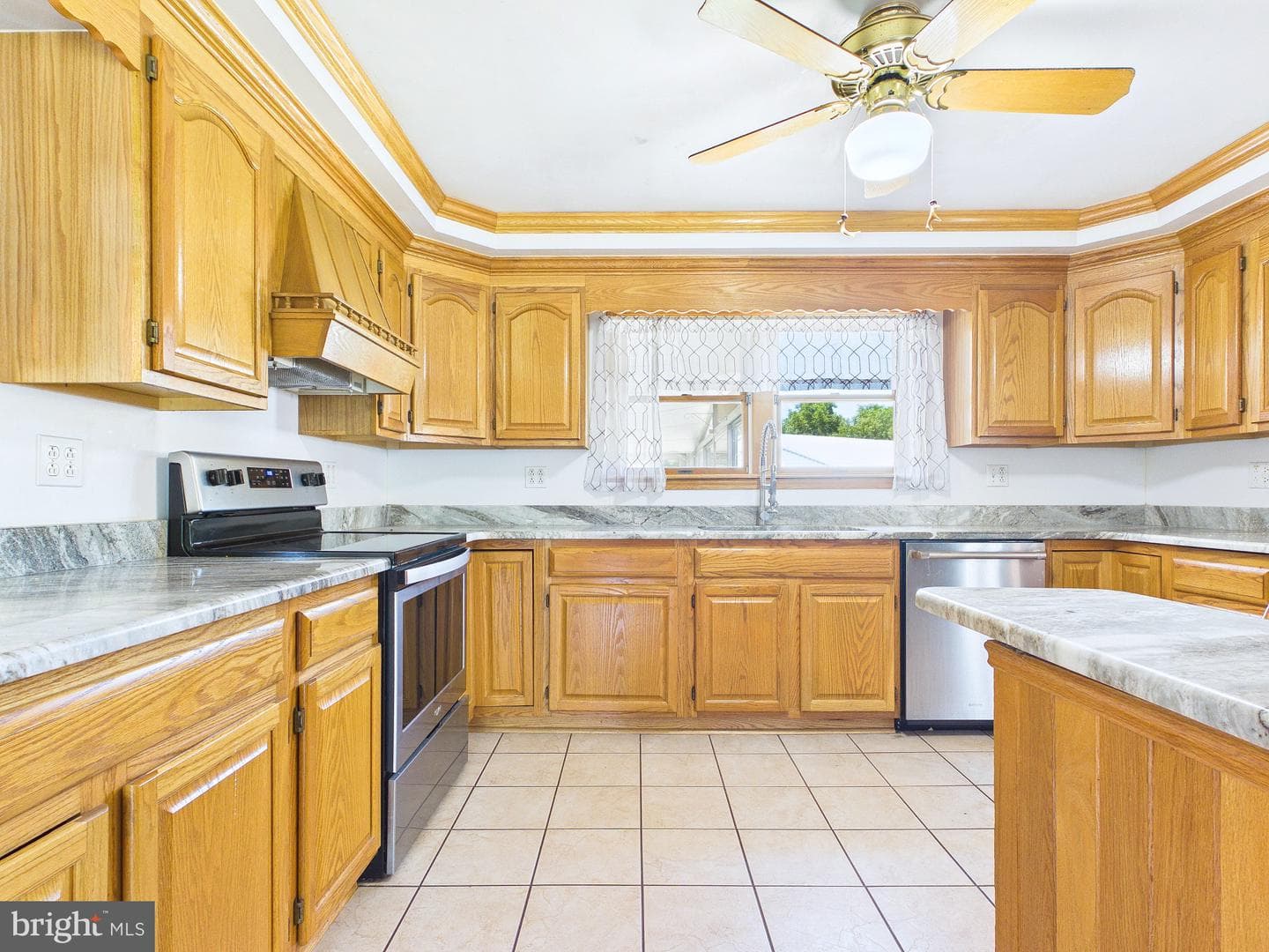 8664 Jonestown Road photo 38