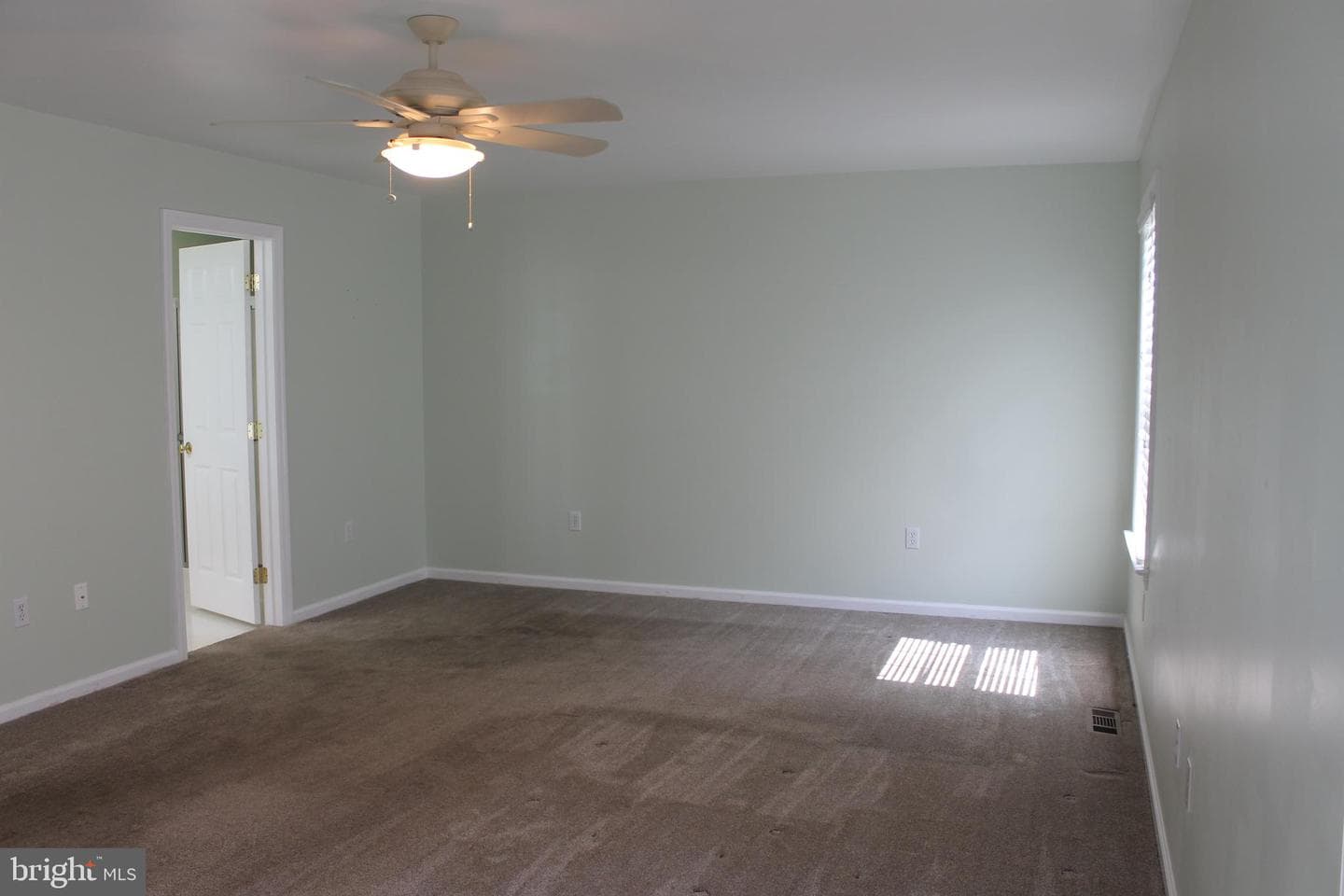 115 Doreen Drive photo 21