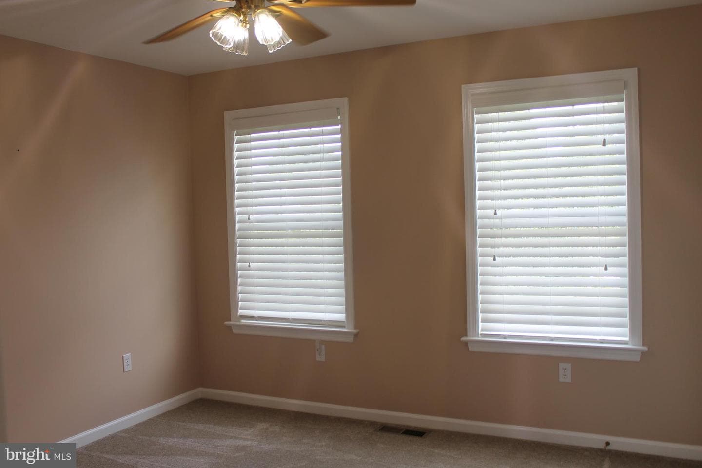 115 Doreen Drive photo 30