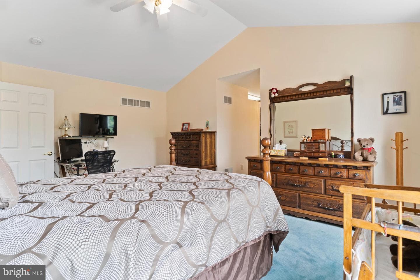 410 Pheasant Road photo 28