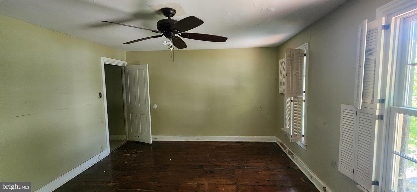 623 S Front Street photo 14