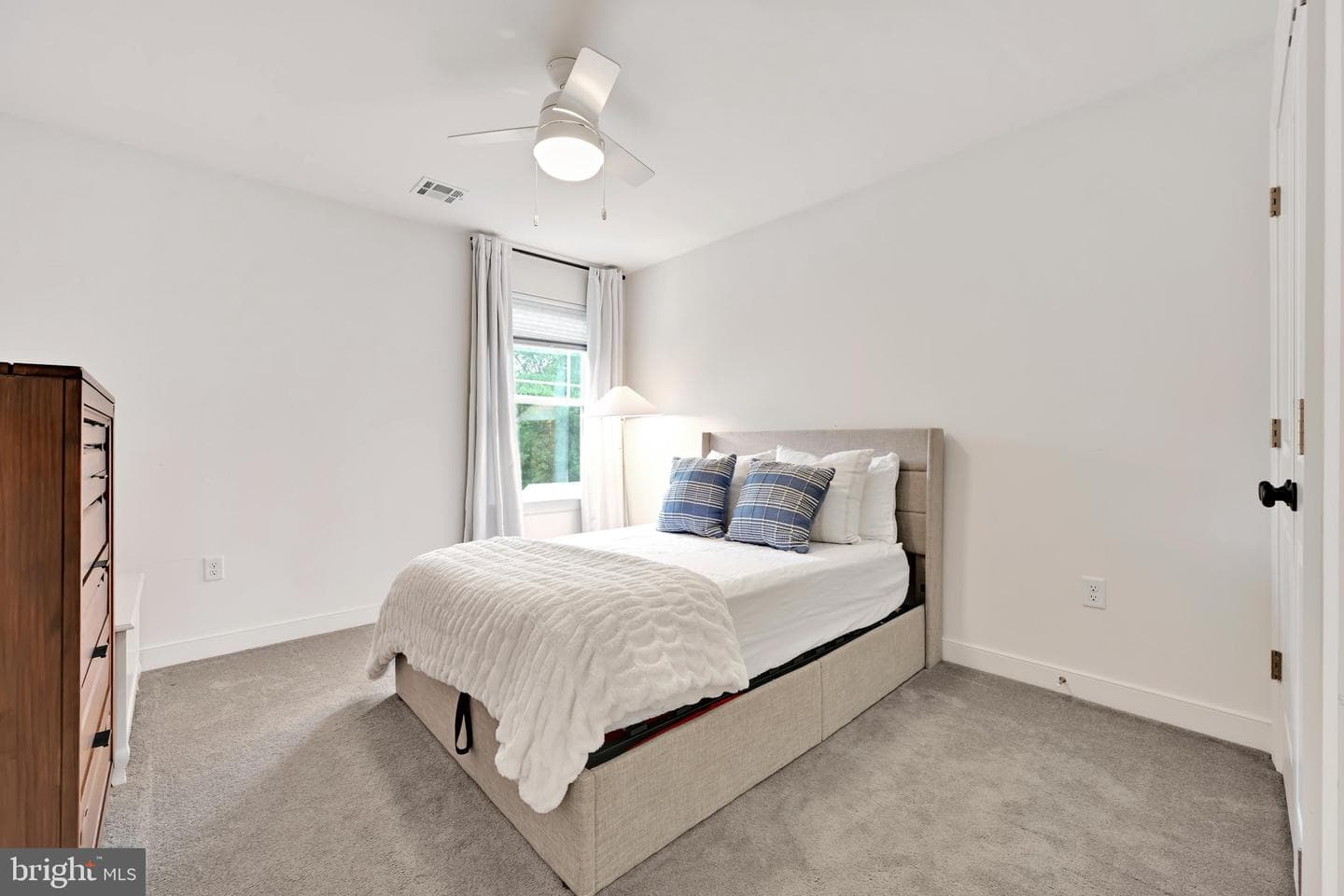 7233 Rock Ridge Avenue photo 25
