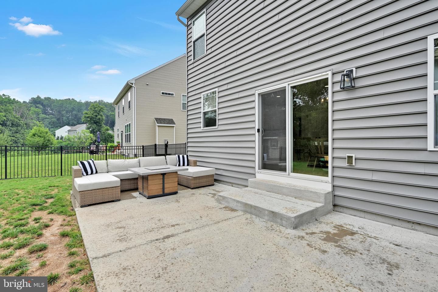 7233 Rock Ridge Avenue photo 31