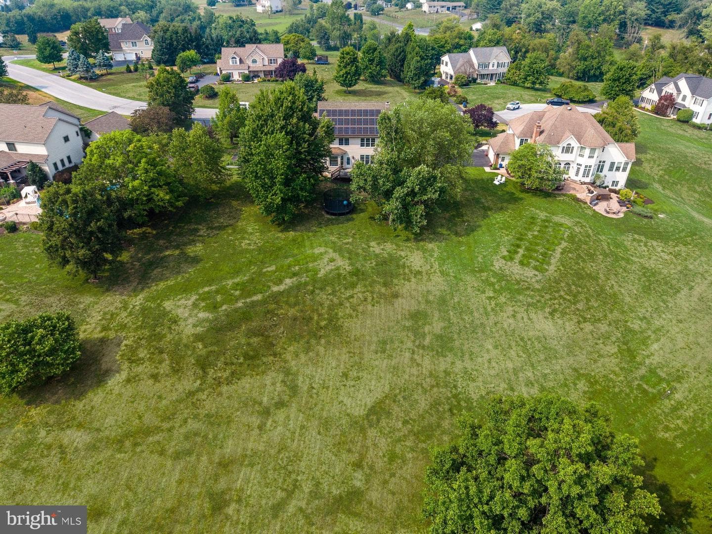 111 Crabapple Court photo 63