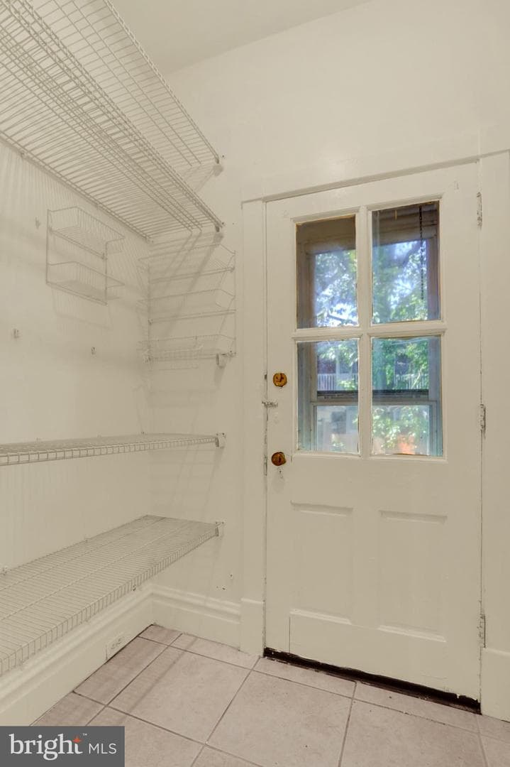 2708 Lexington Street photo 16