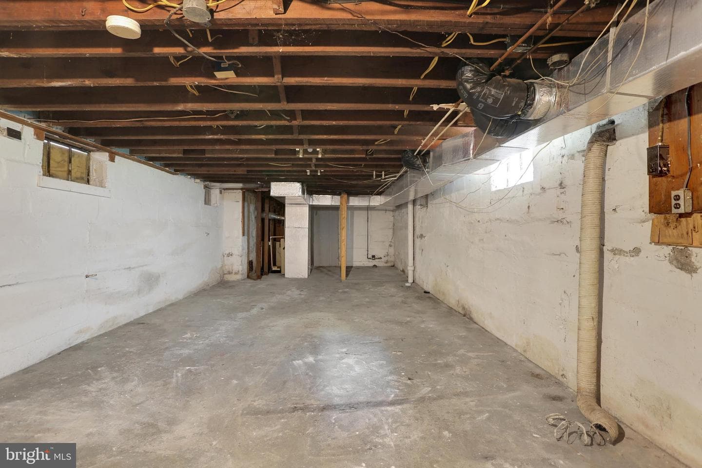 2708 Lexington Street photo 28