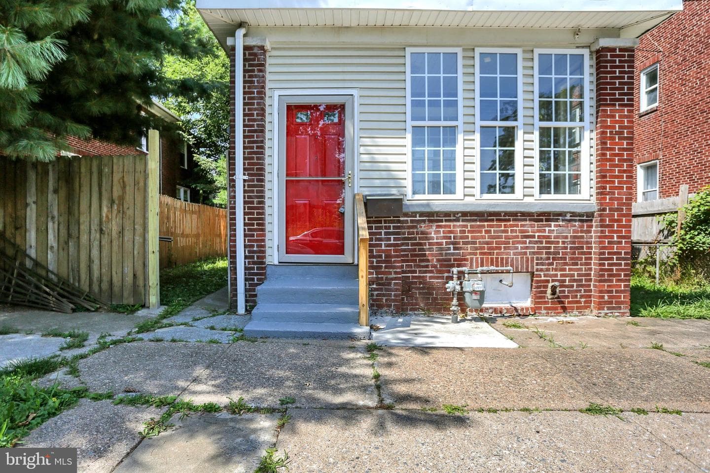 2708 Lexington Street photo 3