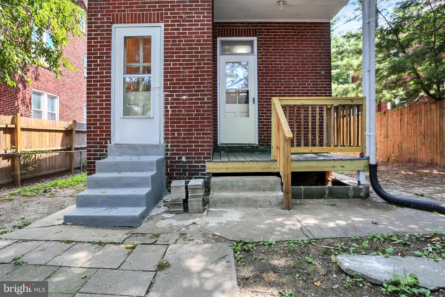 2708 Lexington Street photo 34