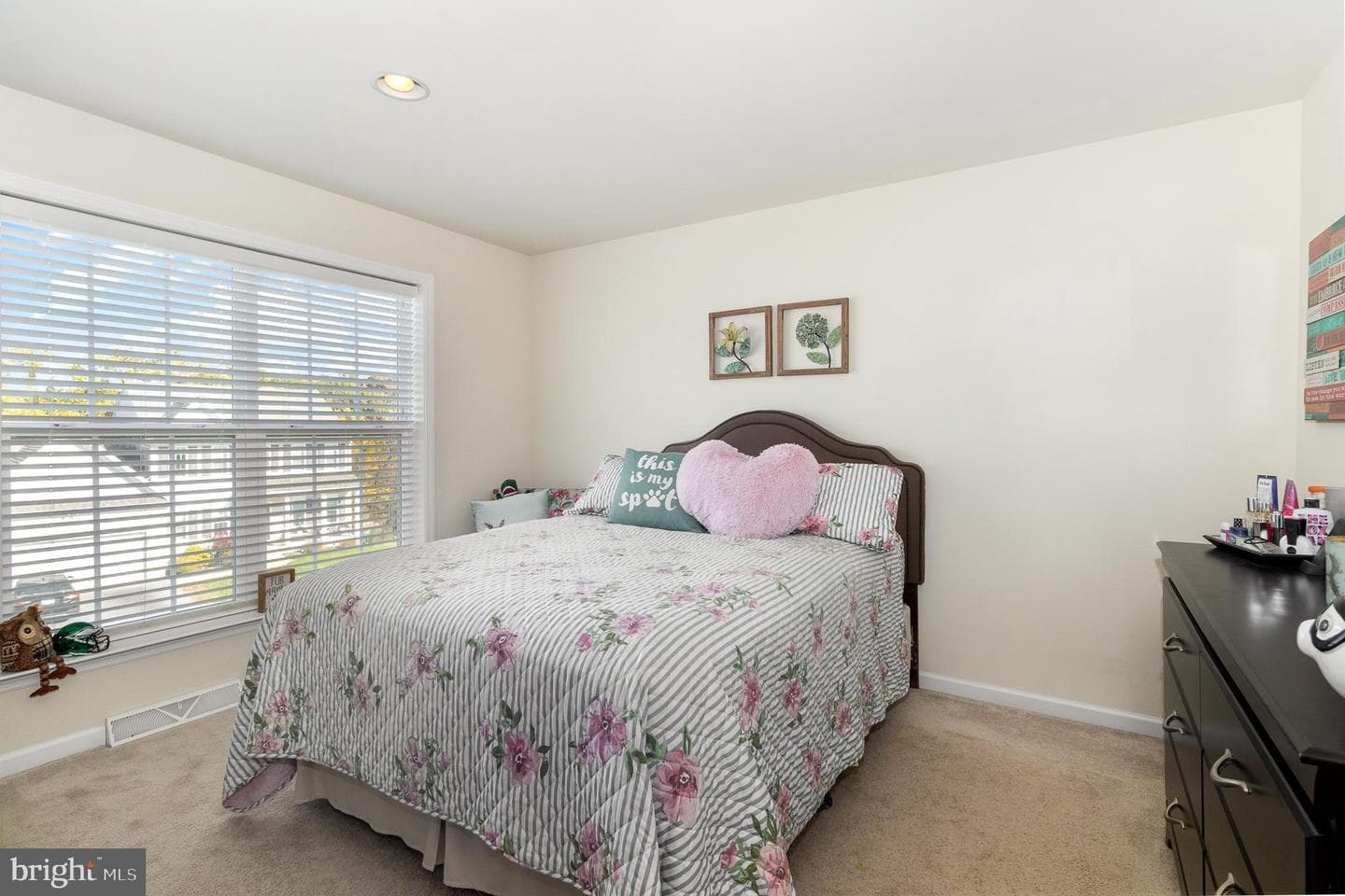 7025 Beech Tree Drive photo 16