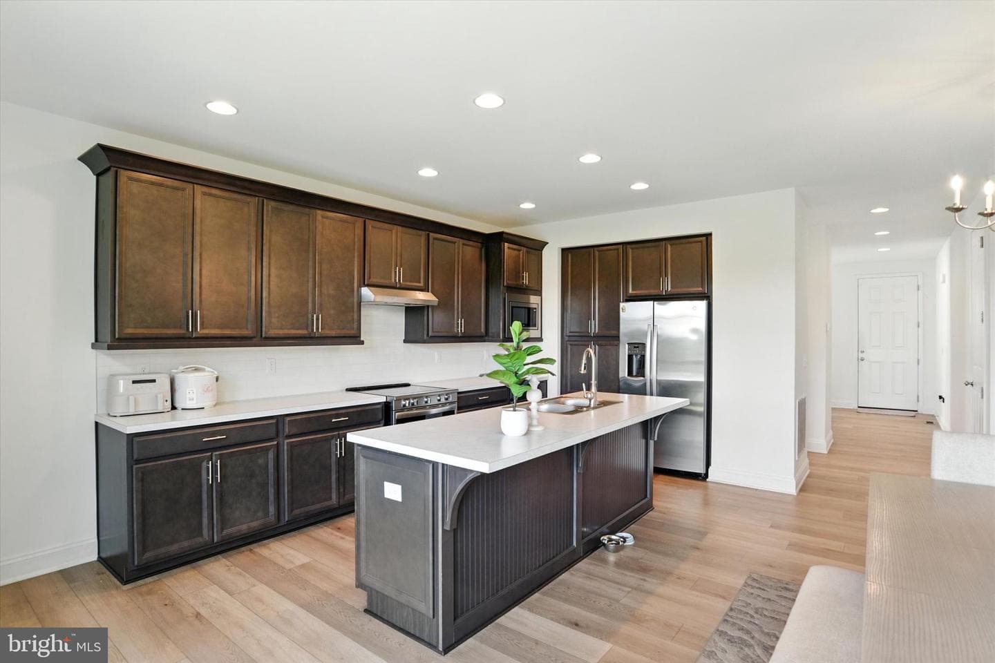 1738 Bradley Drive photo 10