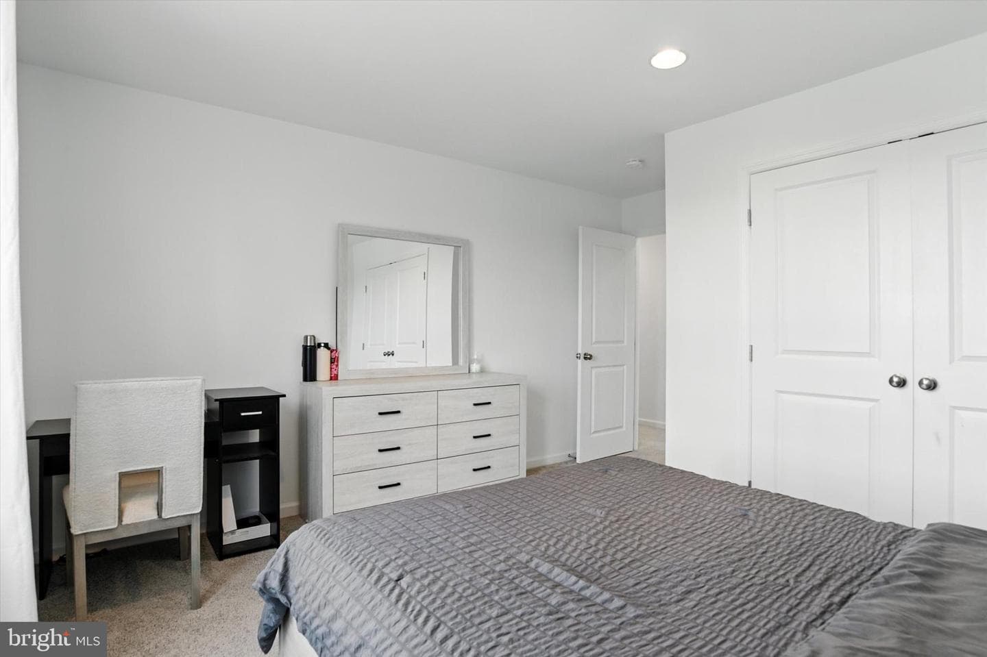 1738 Bradley Drive photo 16