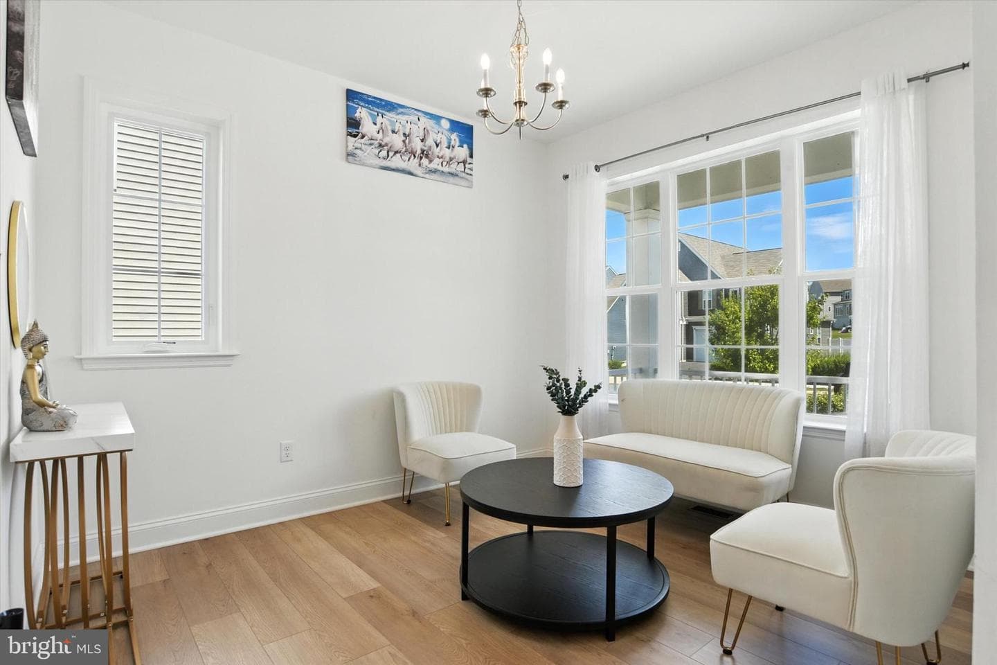 1738 Bradley Drive photo 3