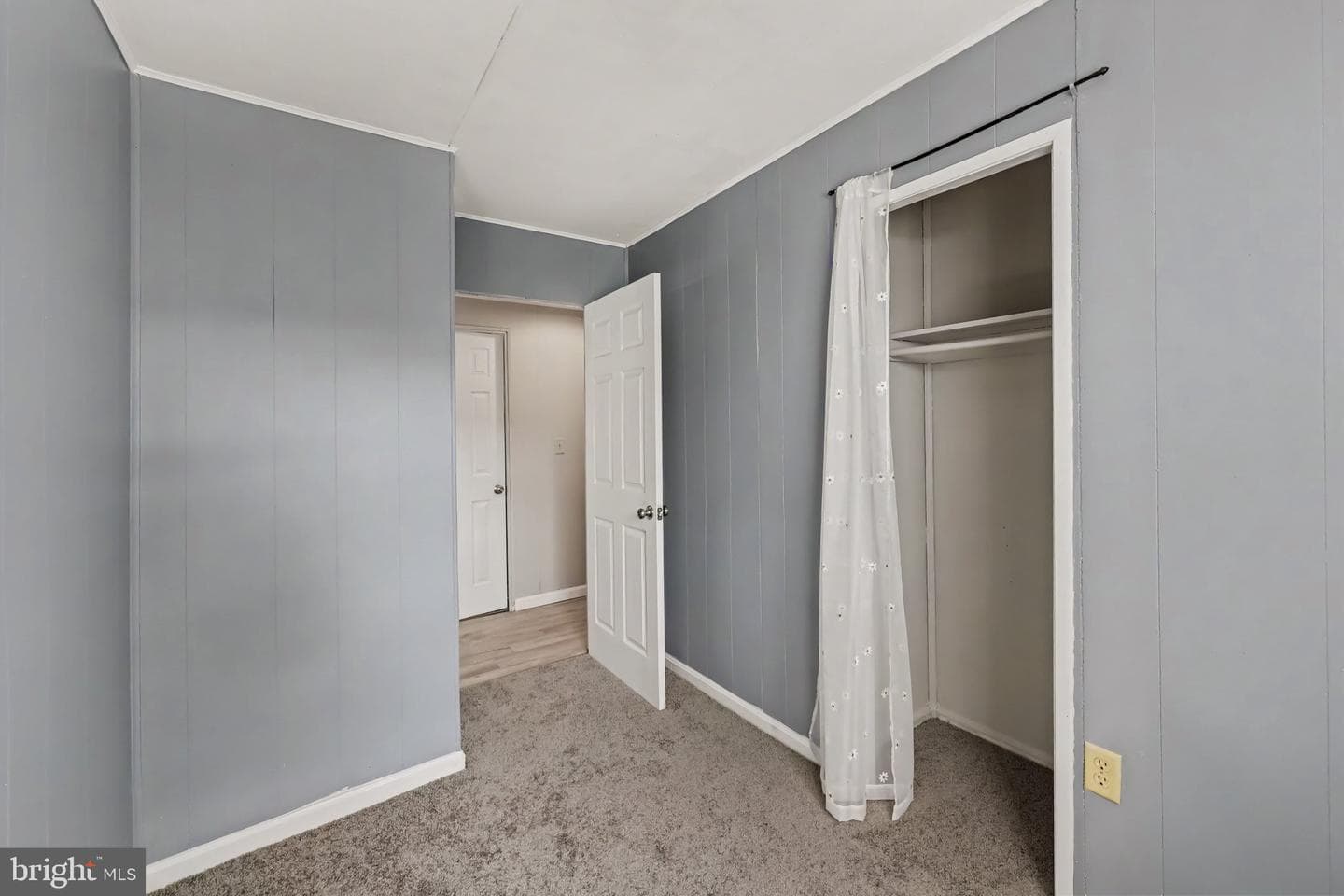 3945 Rauch Street photo 16